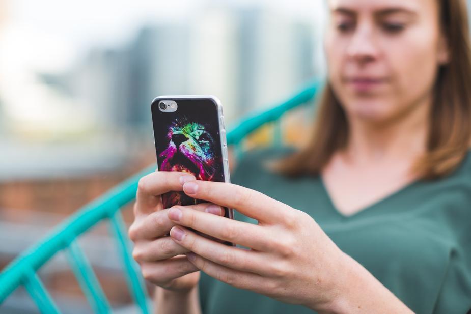 Décrochez votre téléphone pour garder contact avec vos clients