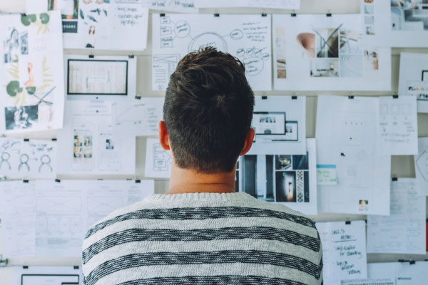 What is an Online Marketplace? Definition & Examples (2022)