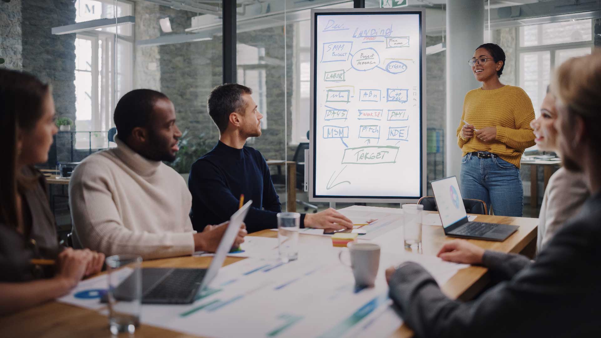 7 Ways To Level Up Your 2022 E-commerce Marketing Strategy